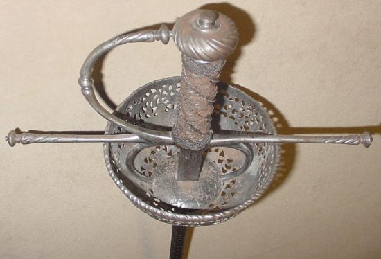 ﻿North Italian Chiseled and Pierced Cuphilt Rapier, ca. 1660 - Image 2