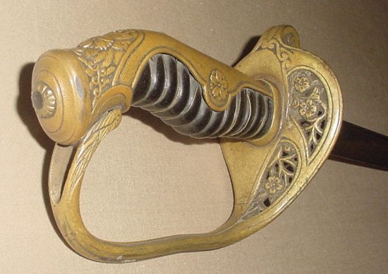 ﻿Japanese WW2 Army Officer’s Kyu Gunto Parade Sword - Image 4