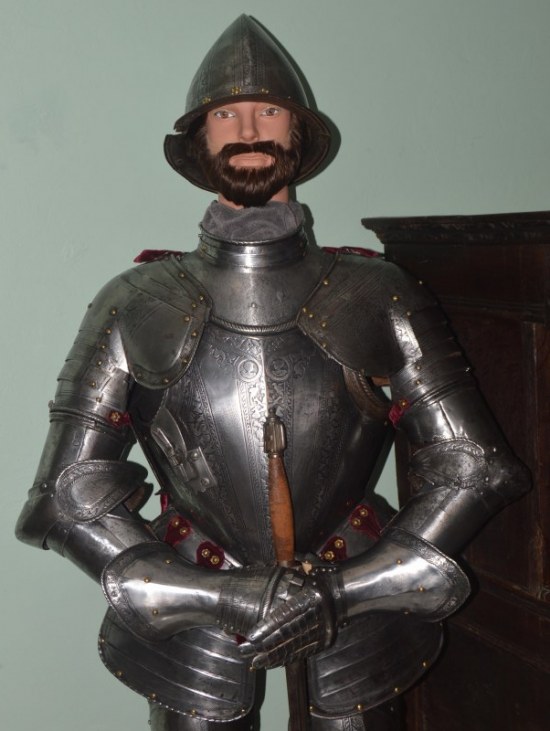 ﻿Etched Italian “Pisan” Style Full Armor, ca. 1580 - Image 17