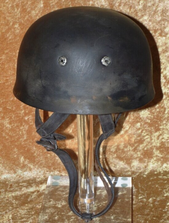﻿German M38 Single Decal Luftwaffe Paratrooper Helmet, with Liner and Cover - Image 2