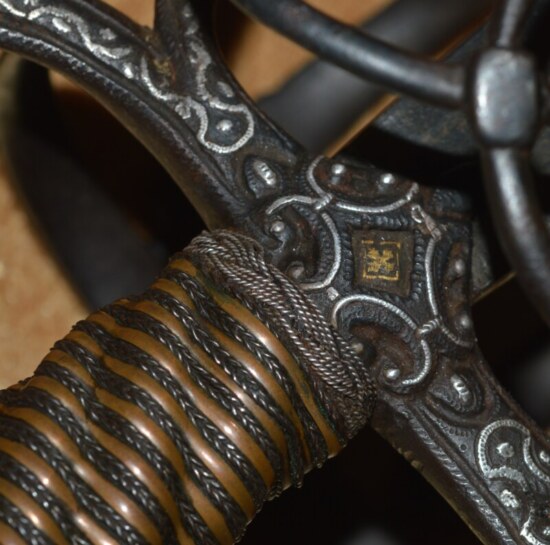 ﻿Exquisite 17th C Gold and Silver Damascened Rapier with Provenance - Image 17