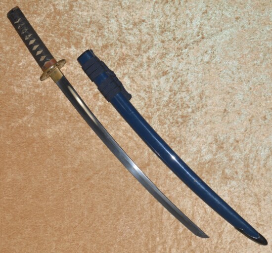 Fine and Unique Signed Japanese Samurai Wakizashi - Image 2