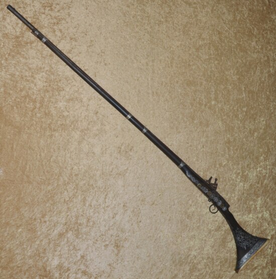 Exceptional Quality Moroccan Mukahla Long Gun, ca. 1800 - Image 2