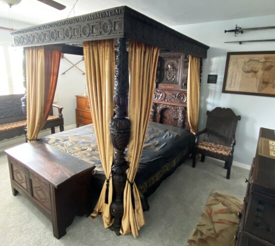 Historic English Oak Tester Bed from Podenhale Manor, 17th C and Later - Image 17