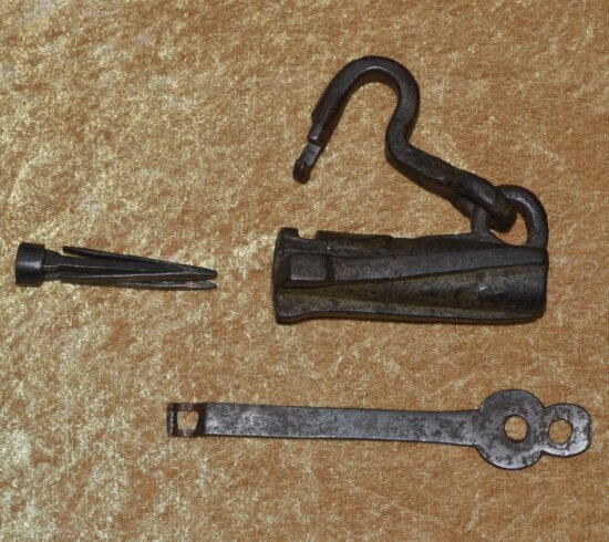 German Padlock with Key, 17th/18th C - Image 2