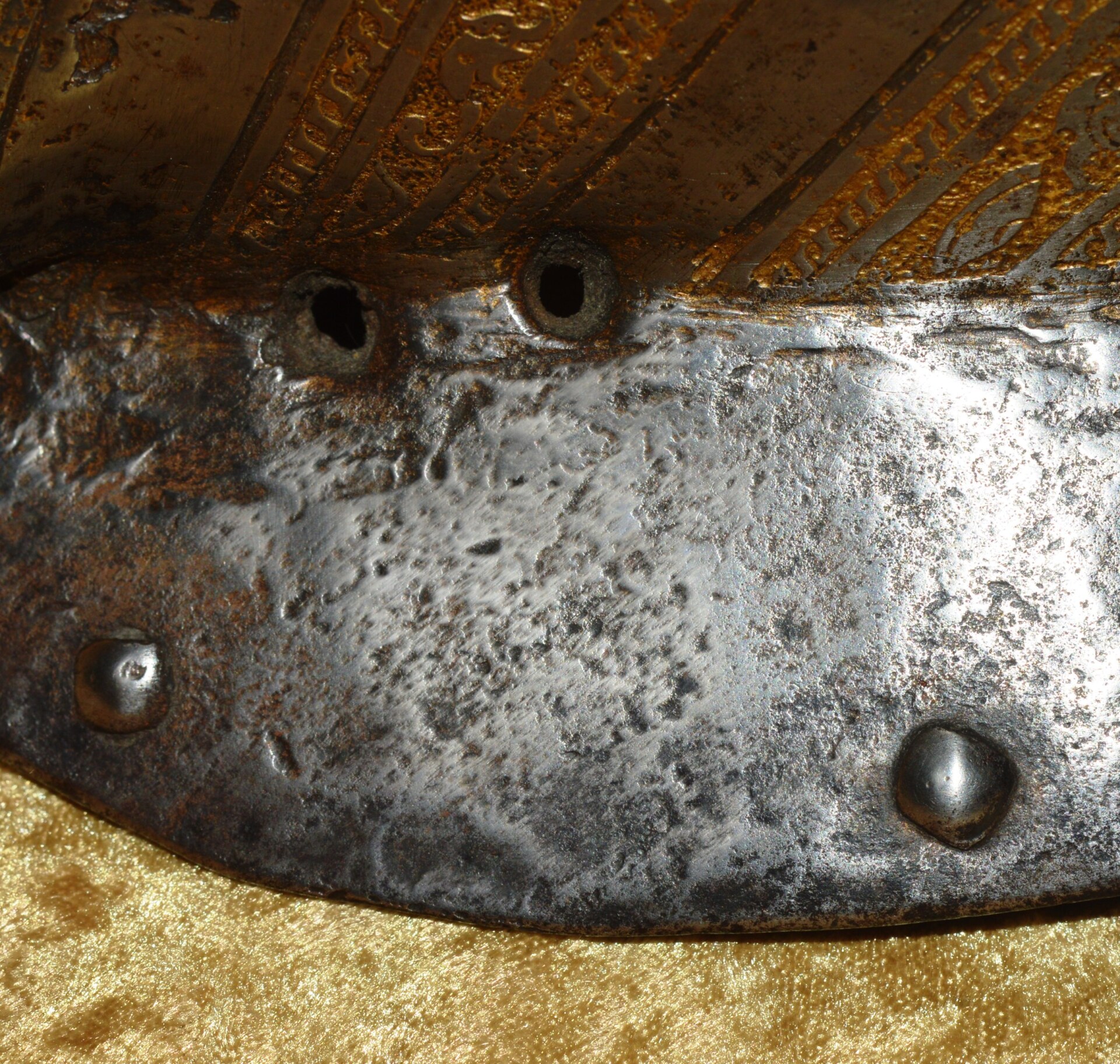 North Italian Etched and Gilt Breastplate, ca. 1580 - Image 6