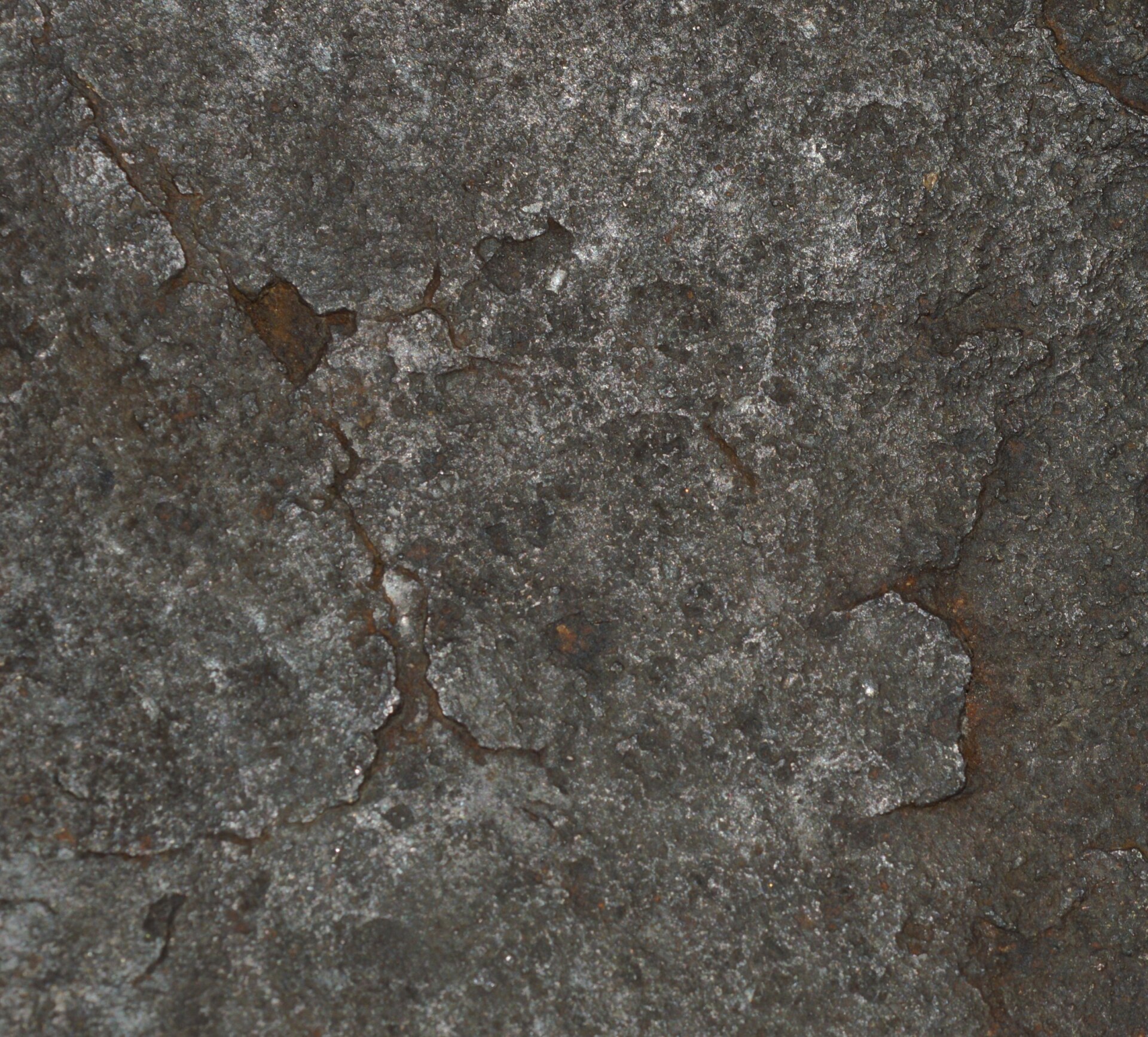 North Italian Etched and Gilt Breastplate, ca. 1580 - Image 9