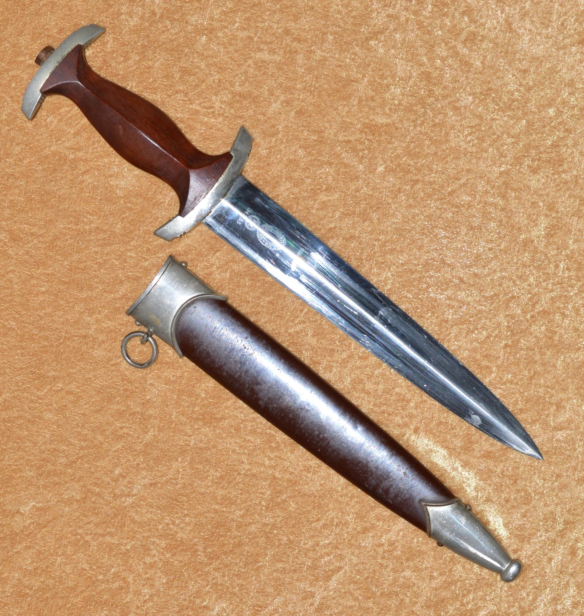Nazi Model 1933 SA Dagger by F.W. Holler - Image 2