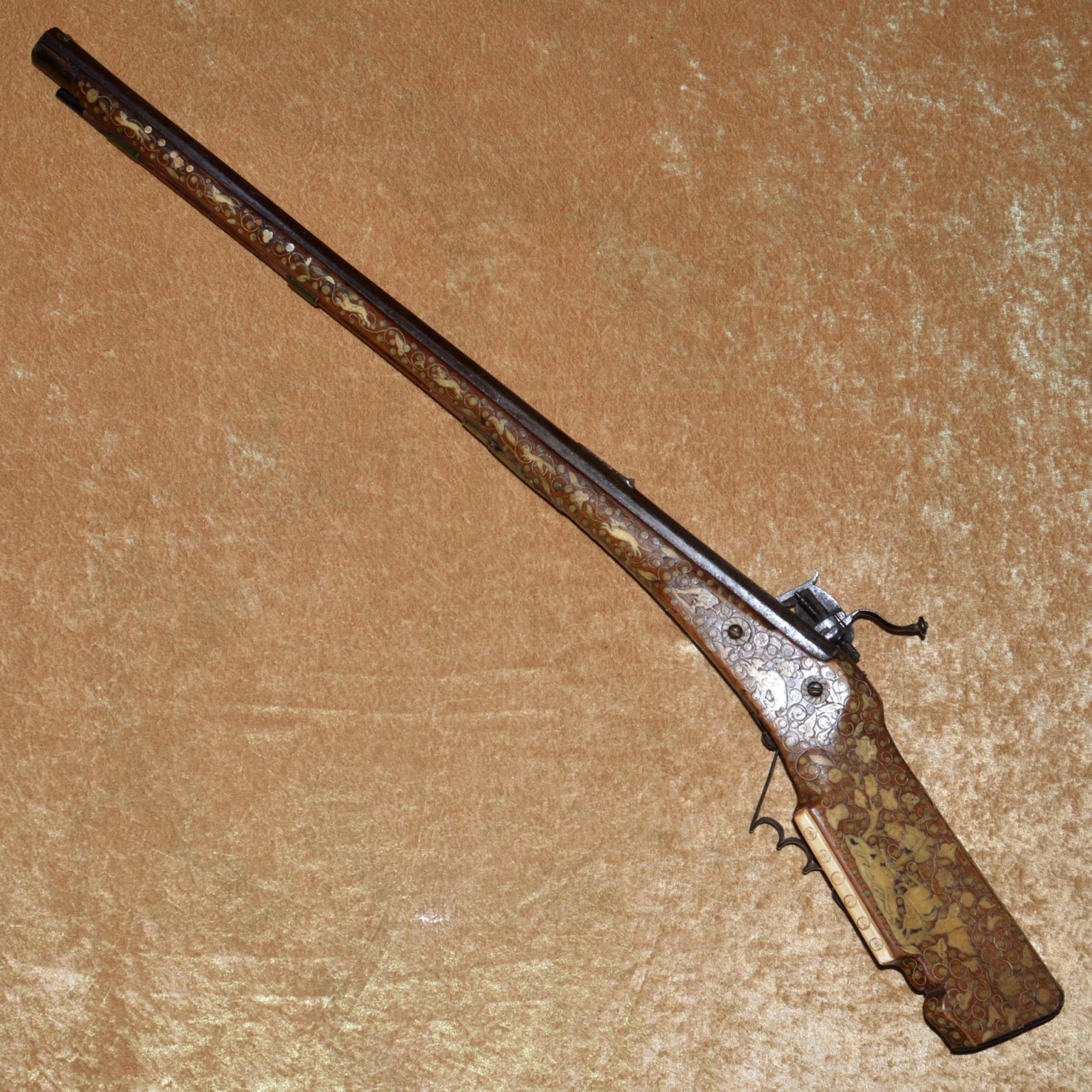 Fine Quality Wheellock Rifle, ca. 1700 - Antique Weapon Store