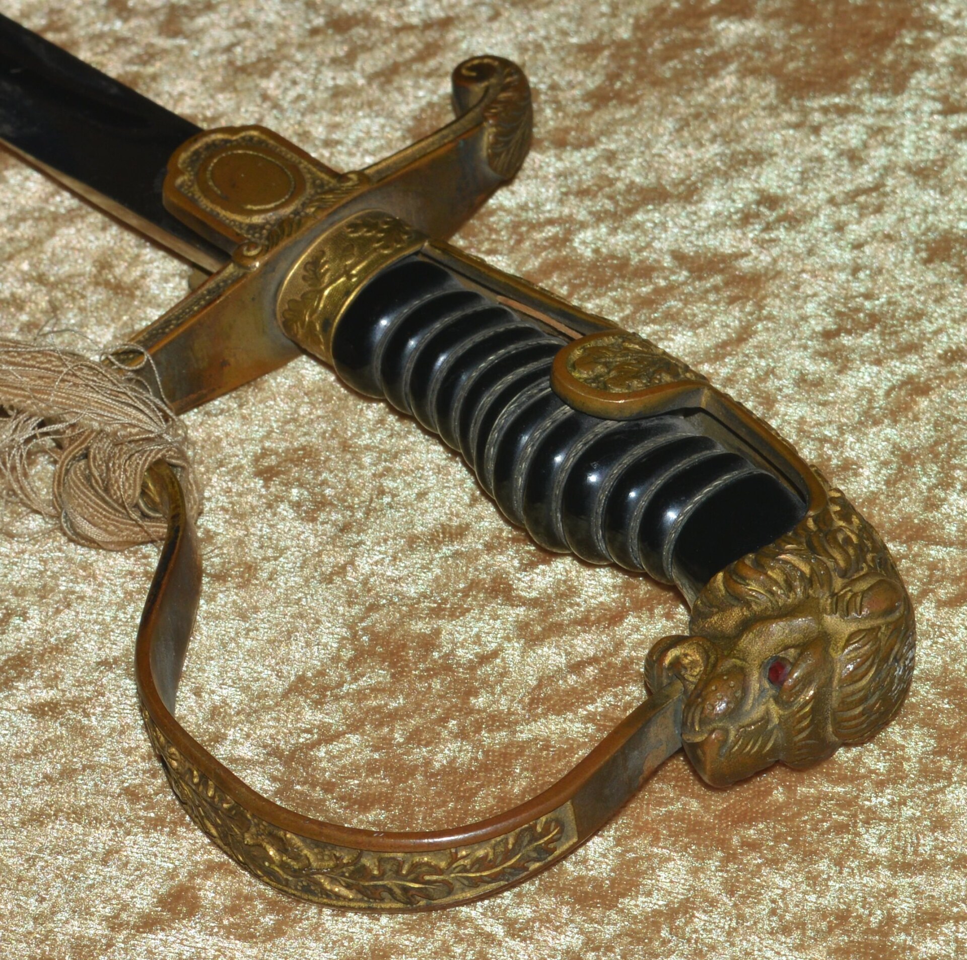 Nazi WWII Army Officer’s Lion Head Saber by Robert Klaas - Image 3