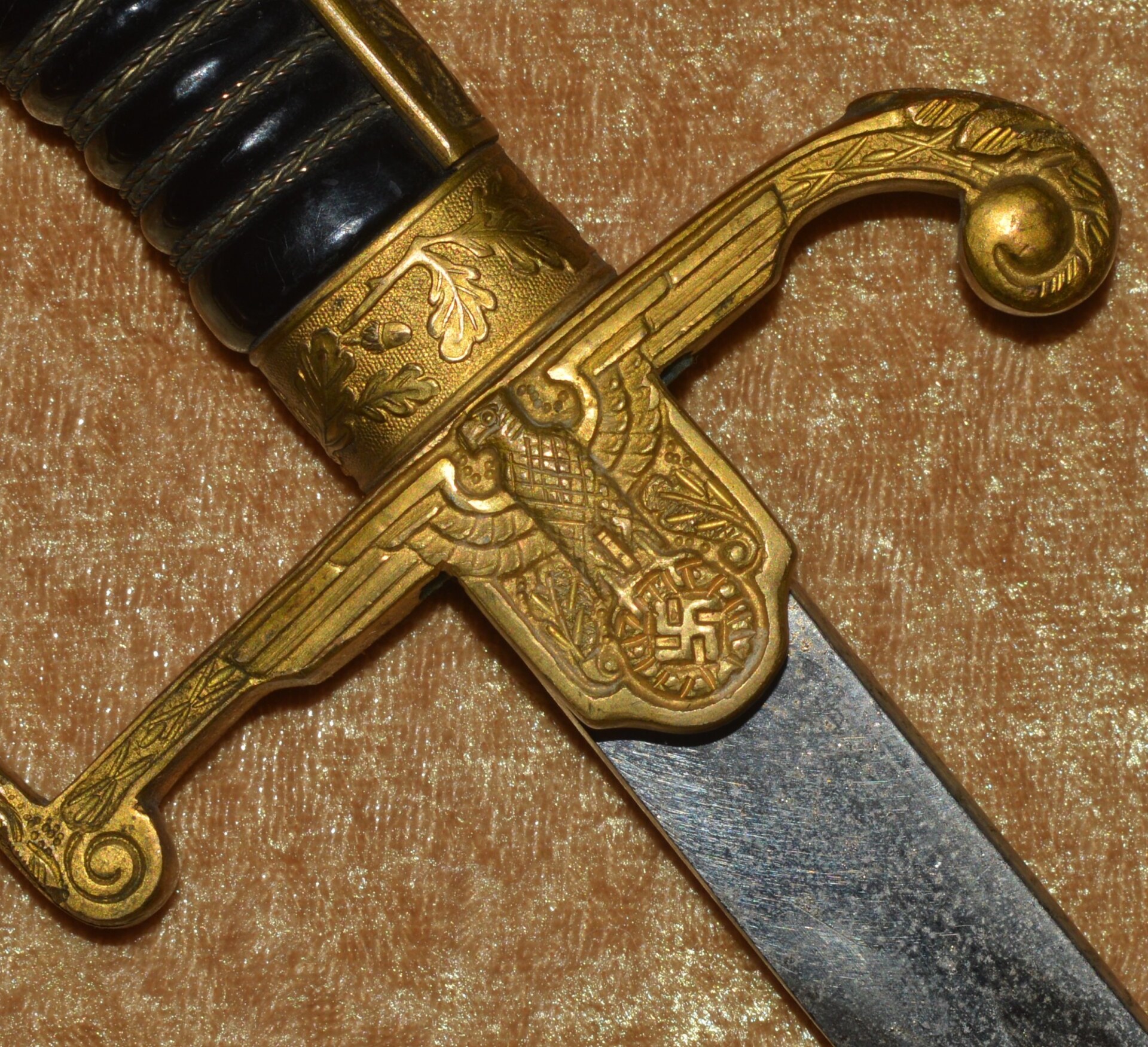 Nazi WWII Army Officer’s Dove Head Sword by Pack & Sohne - Image 7