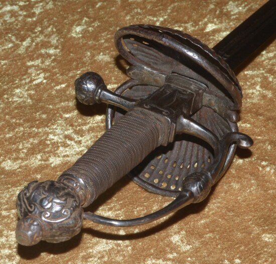 Half Shell Guard European Shell Guard Rapier, First Half 17th C - Antique Weapon Store