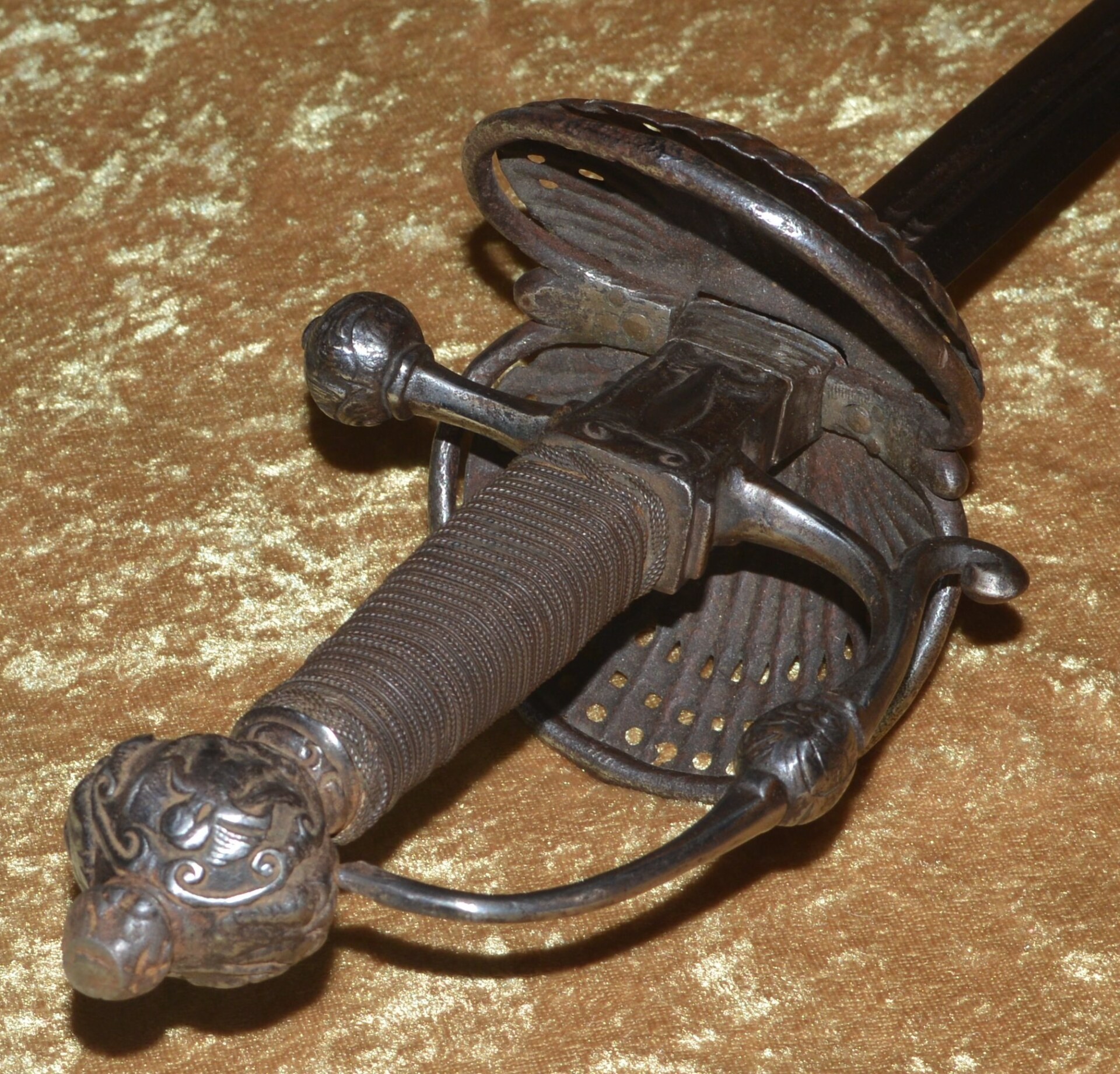 European Shell Guard Rapier, First Half 17th C - Image 4