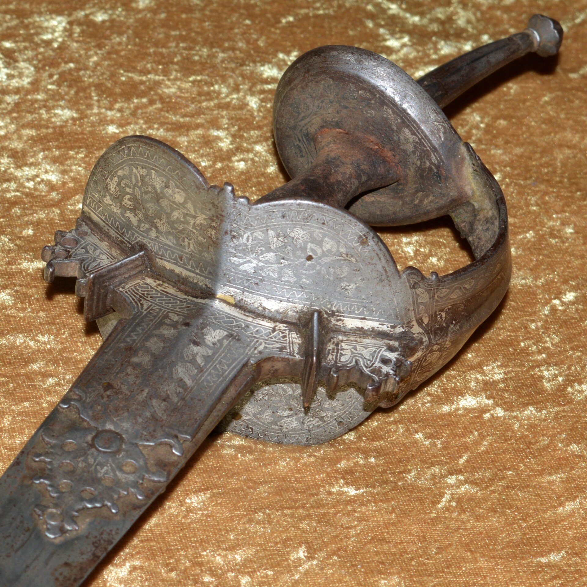 Silver Inlaid Maratha (Indian) Firangi Sword, 17th/18th C - Image 3