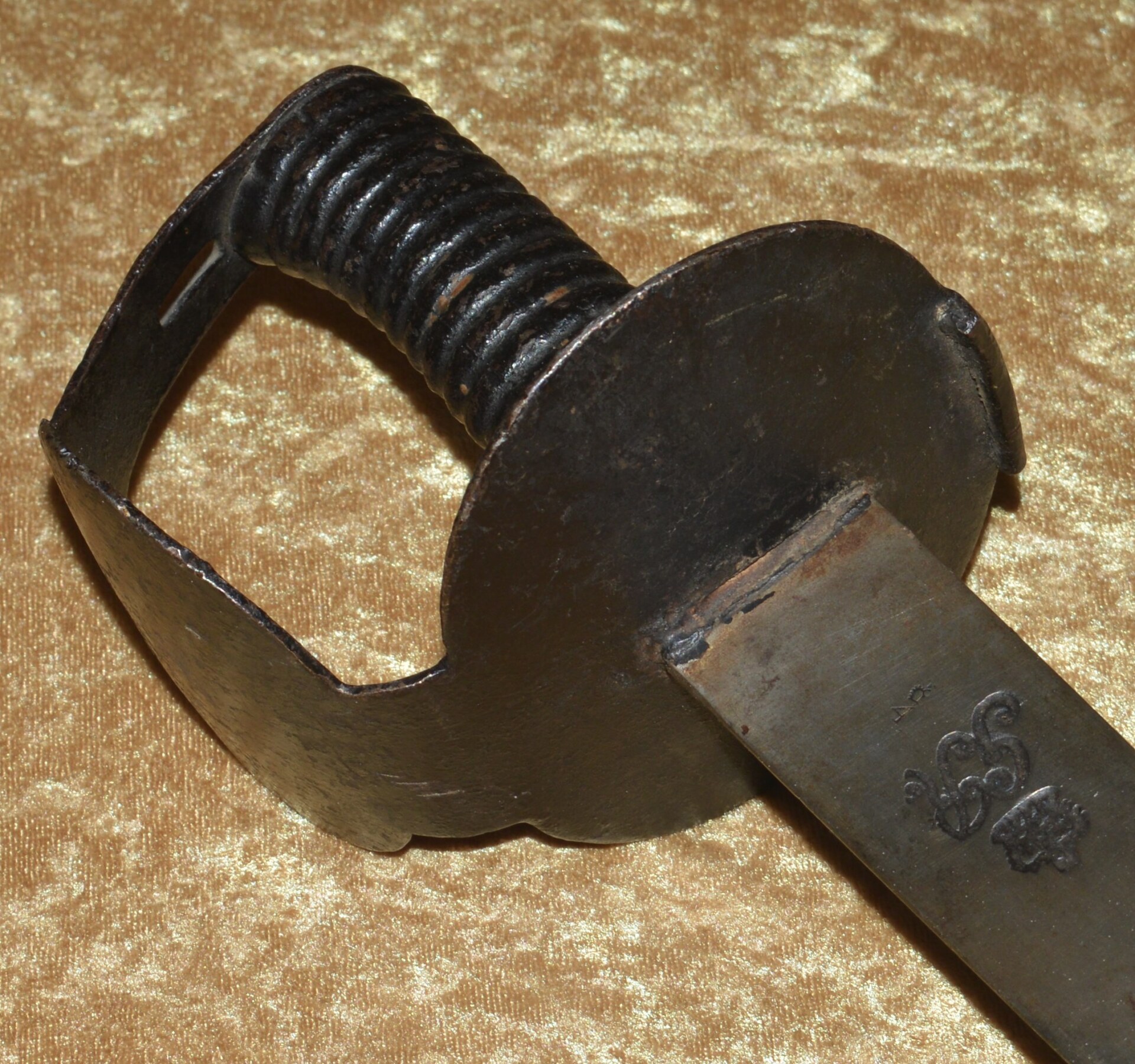 British 1804 Pattern Naval Cutlass - Image 5