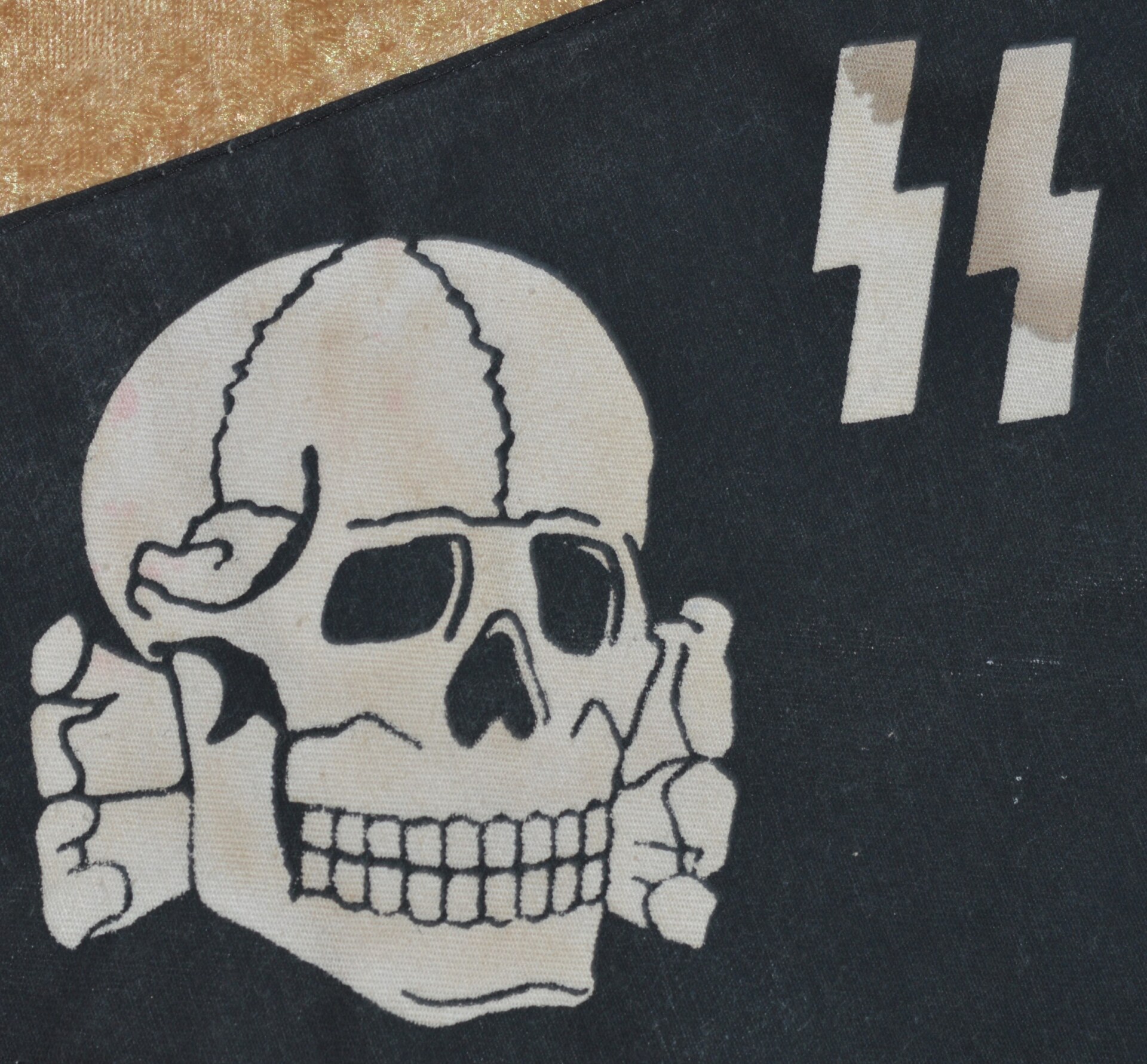 Nazi SS Death Head Vehicle Pennant - Image 5