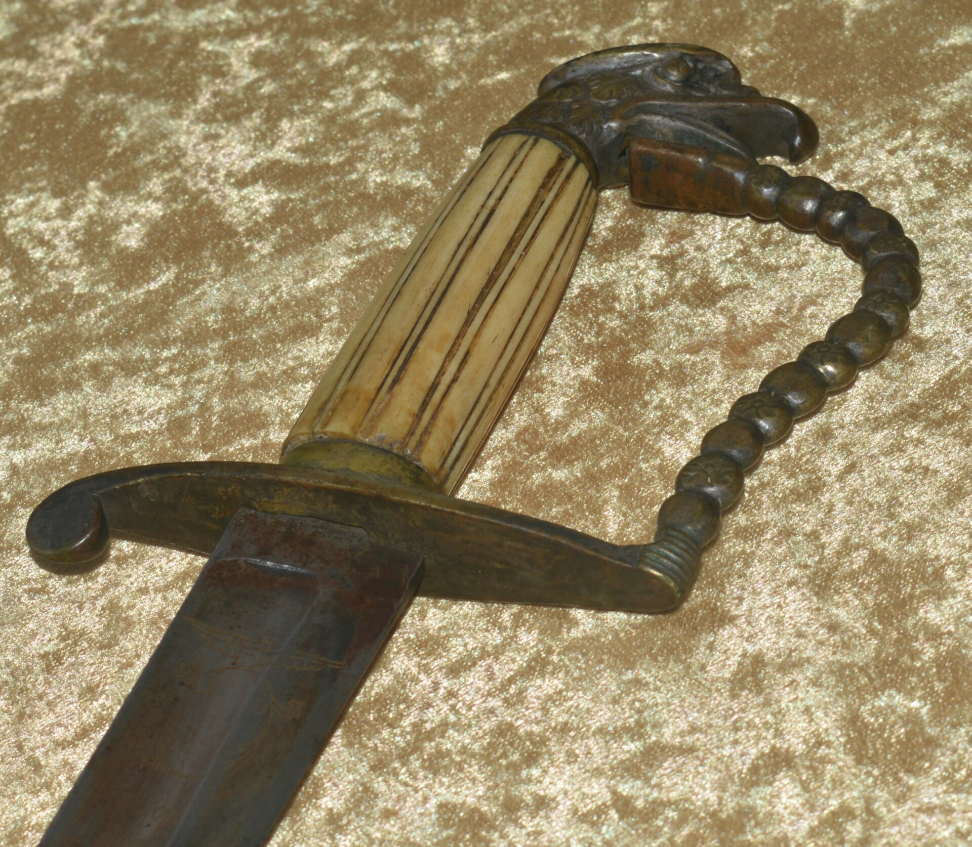 American Eagle Head Mounted Artillery Officer’s Saber, ca. 1810 - Image 3