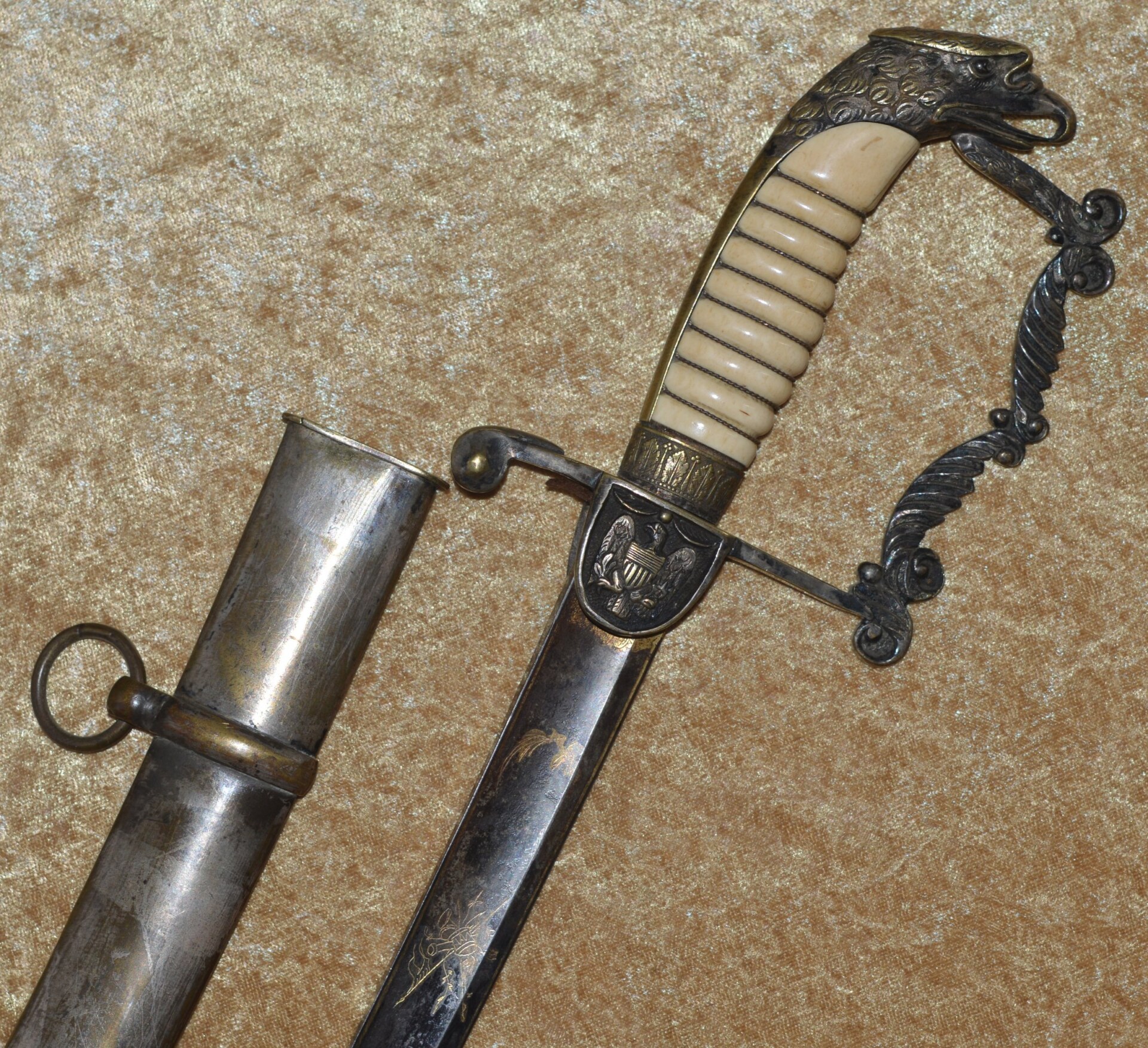 US Eagle Head Mounted Officer’s Sword, ca. 1810 - Image 2