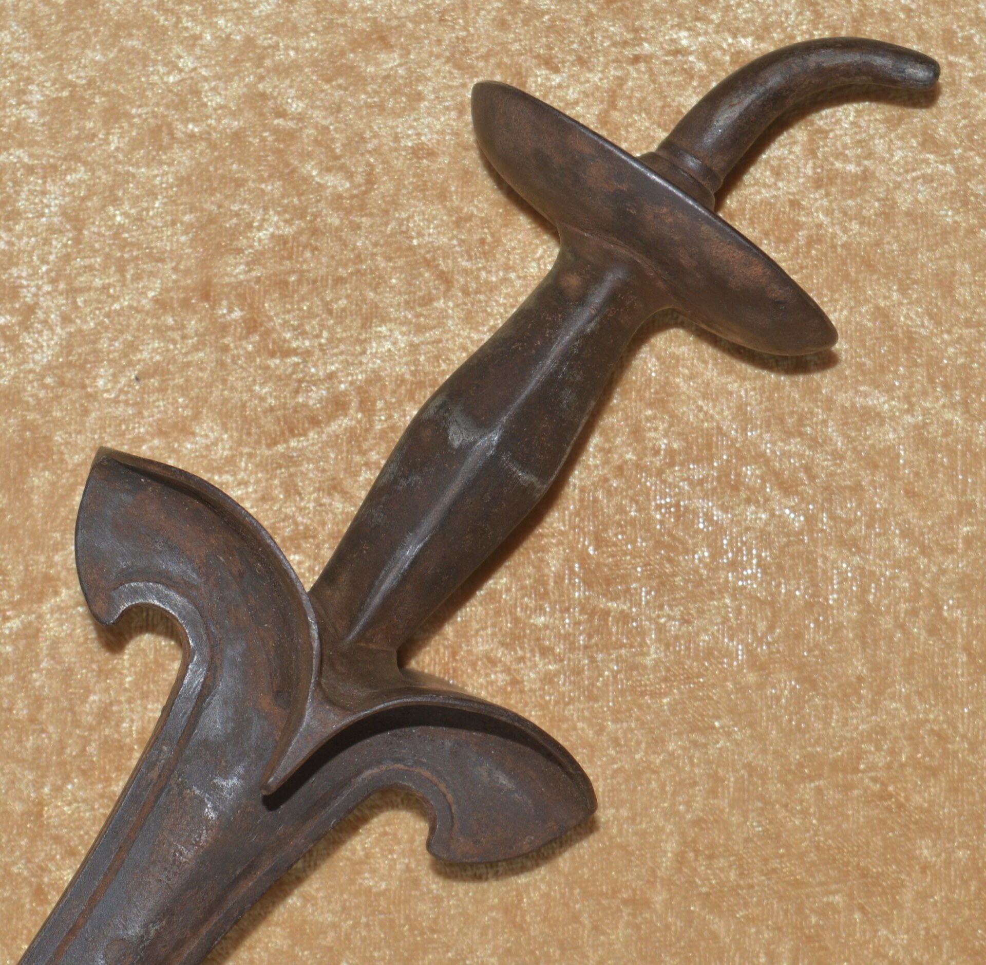 Indo-Persian, Mughal, Spiked Battle Mace (Gurz), 17th/18th C - Image 2