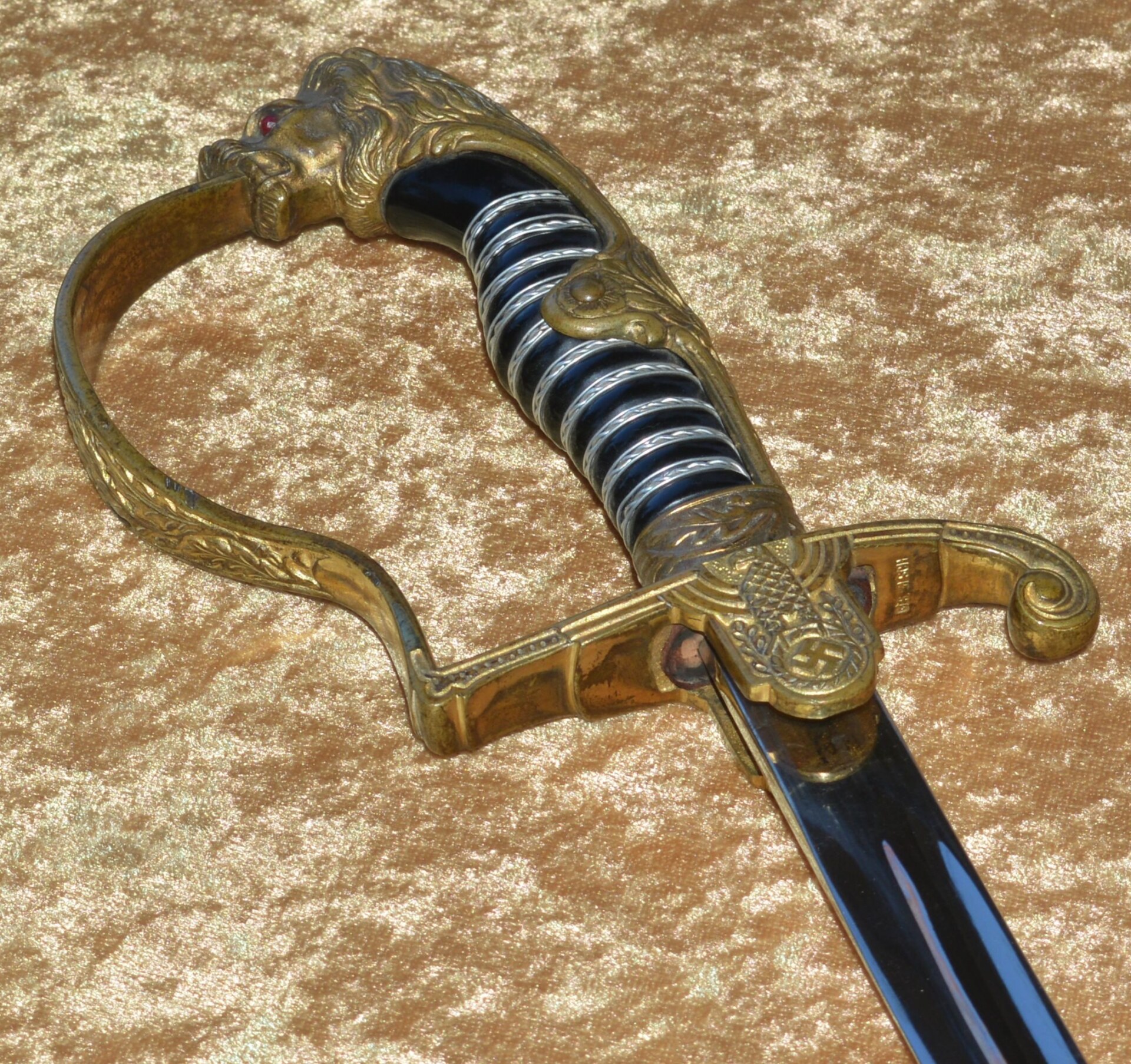 Nazi Army Officer’s Lion Head “Blucher” Pattern Sword - Image 3